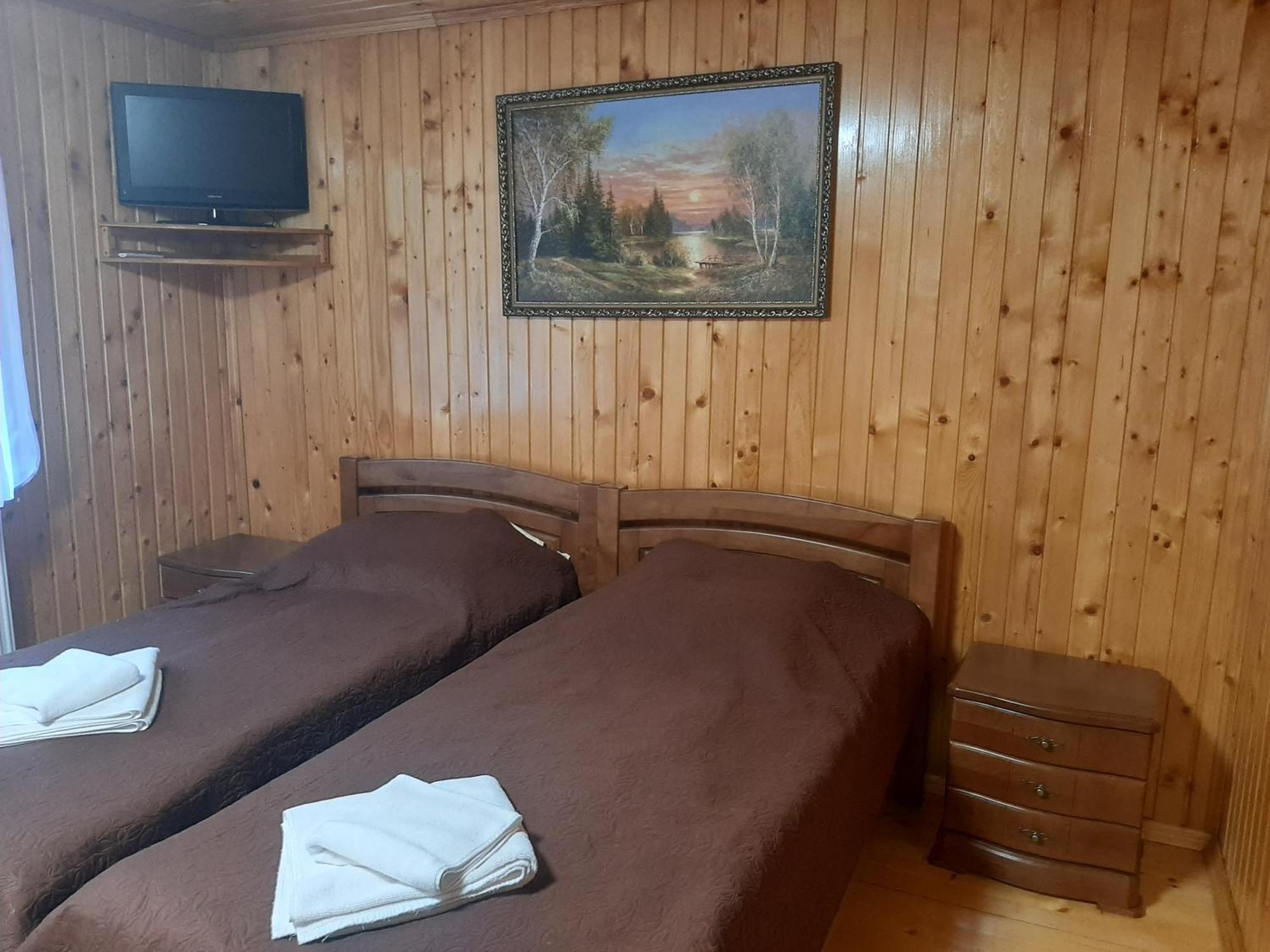 Арніка Hotel Felsőszinevér Kültér fotó