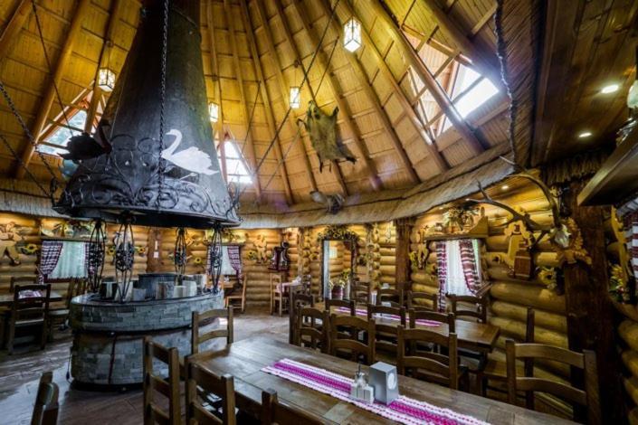 Арніка Hotel Felsőszinevér Kültér fotó
