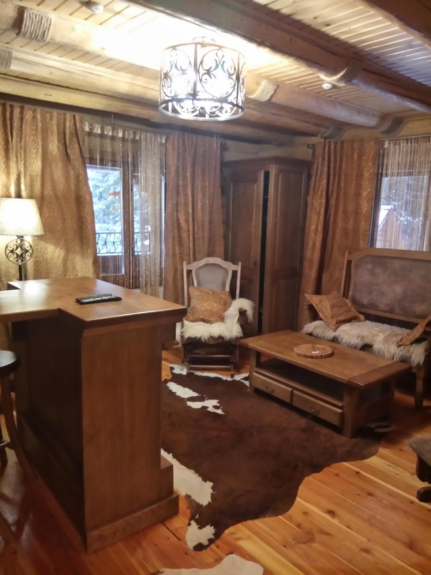 Арніка Hotel Felsőszinevér Kültér fotó