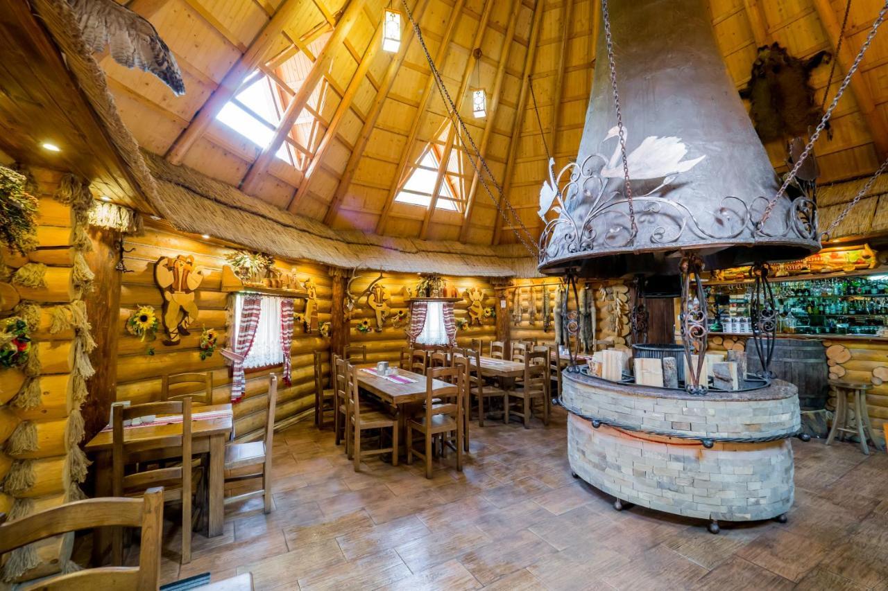 Арніка Hotel Felsőszinevér Kültér fotó